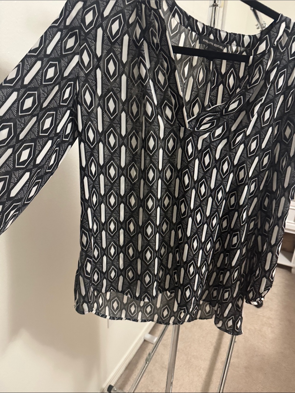 Banana Republic Black and White Geometric Print Blouse